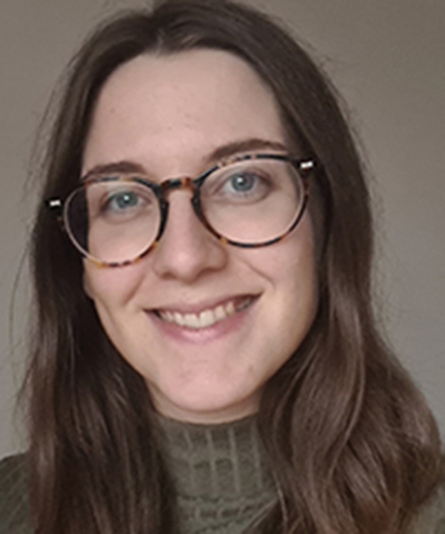 Early epigenetic changes are involved in bud dormancy release in grapevine