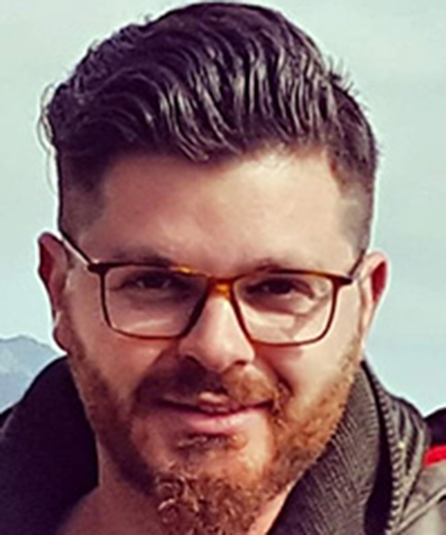 Combining microgreens cultivation and biostimulant application in hydroponic systems accentuate yield and visual quality of functional food